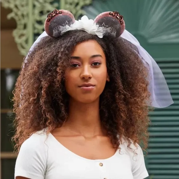 Disney Haunted Mansion Bride Ear Headband - Picture 3 of 7